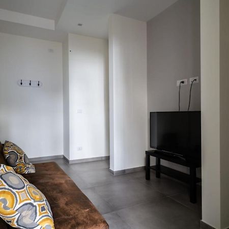 Dimora San Ferdinando 2 Apartman Bari Kültér fotó