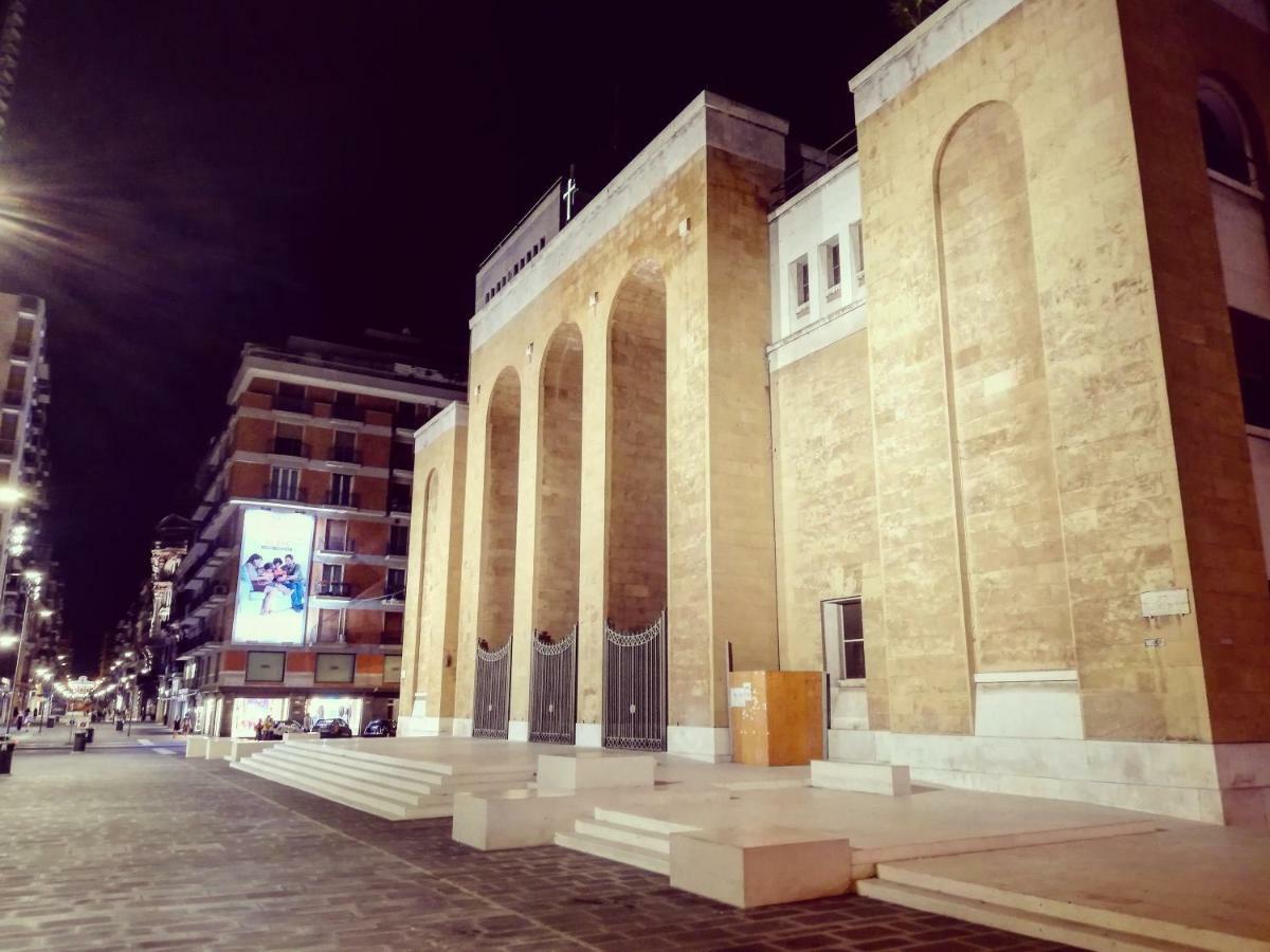 Dimora San Ferdinando 2 Apartman Bari Kültér fotó